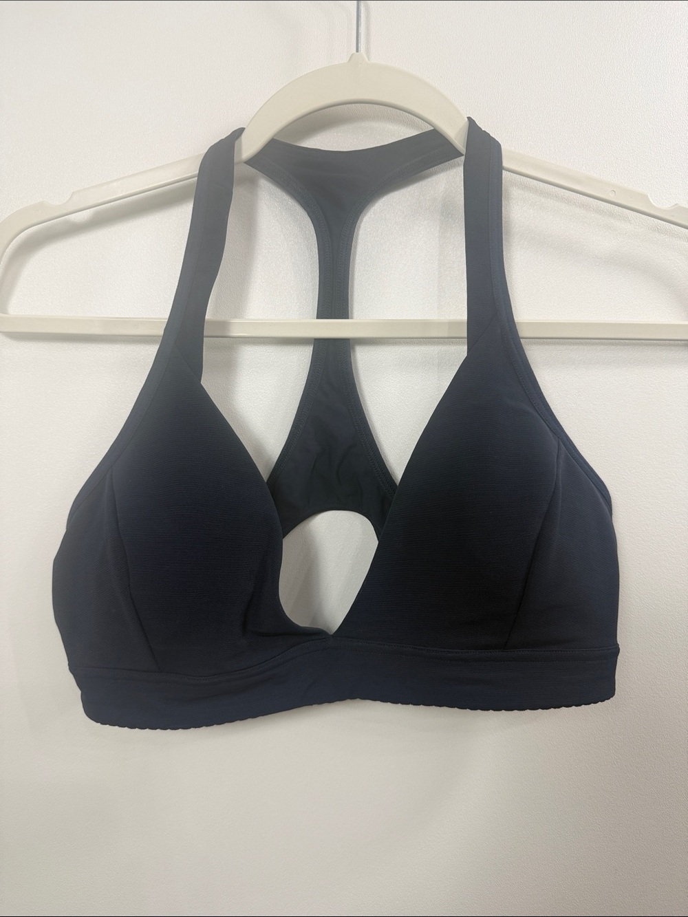 Lululemon All Day Breeze bra navy blue size 6.